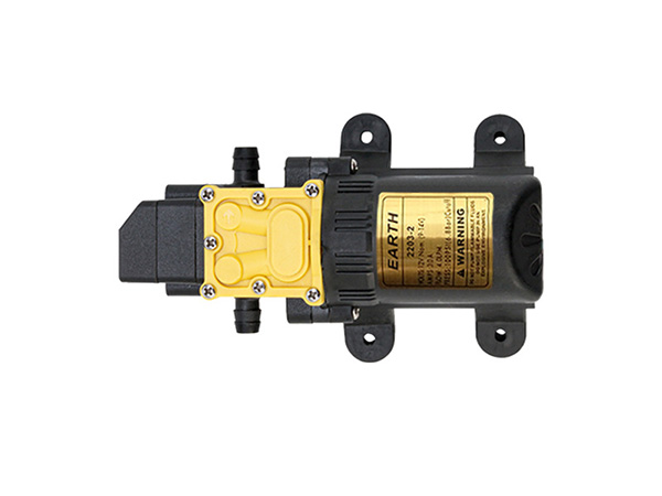 Small diaphragm pump
